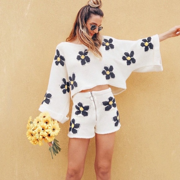 Sweaters | Iso Bali Daisy Jane Set 